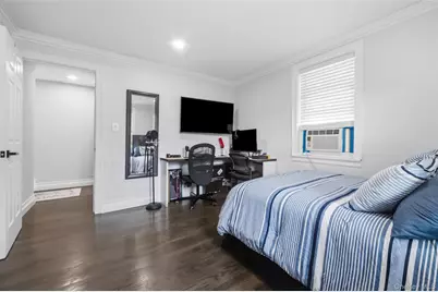 1090 Midland Avenue, Bronxville, NY 10708 - Photo 11