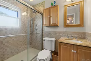 36 Fairway Dr, Old Bethpage, NY 11804 - Photo 13