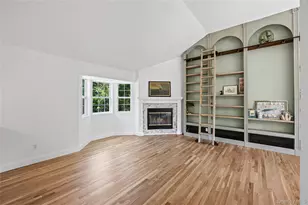22 Bellhaven Rd, Bellport, NY 11713 - Photo 9