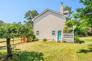 22 Bellhaven Rd, Bellport, NY 11713 - Photo 37