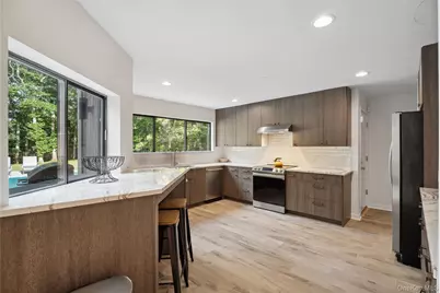 26 Woodland Way, Quogue, NY 11959 - Photo 9