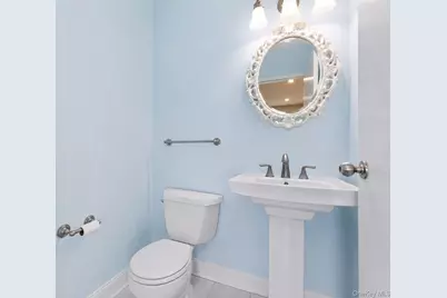100 W Broadway #6C, Long Beach, NY 11561 - Photo 7