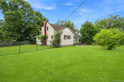 2 Seminole Drive, Bay Shore, NY 11706 - Photo 29
