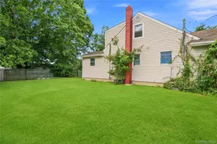 2 Seminole Dr, Bay Shore, NY 11706 - Photo 31