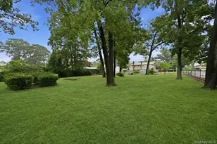 89 W 4th St, Ronkonkoma, NY 11779 - Photo 17