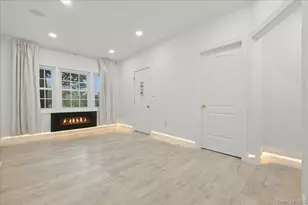 89 W 4th St, Ronkonkoma, NY 11779 - Photo 3