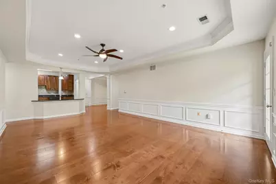 30 N De Baun Avenue #203, Suffern, NY 10901 - Photo 9