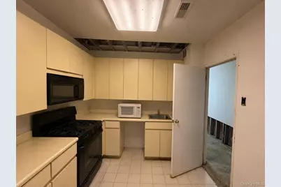 572 Louisiana Avenue #1, Brooklyn, NY 11239 - Photo 5