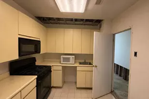 572 Louisiana Ave, Brooklyn, NY 11239 - Photo 5