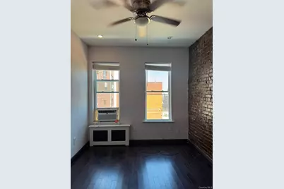 7305 Metropolitan Avenue, Middle Village, NY 11379 - Photo 7