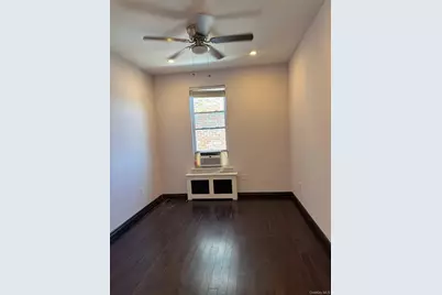 7305 Metropolitan Avenue, Middle Village, NY 11379 - Photo 5