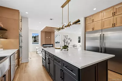 28 Choir Lane, Westbury, NY 11590 - Photo 15