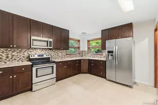 72 South Terrace, Fishkill, NY 12524 - Photo 5