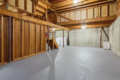 18 Linden Street, Selden, NY 11784 - Photo 43
