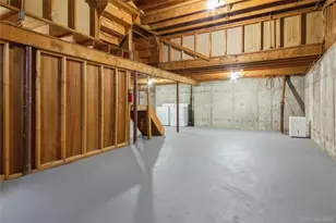 18 Linden St, Selden, NY 11784 - Photo 43