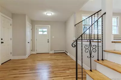 18 Linden Street, Selden, NY 11784 - Photo 5
