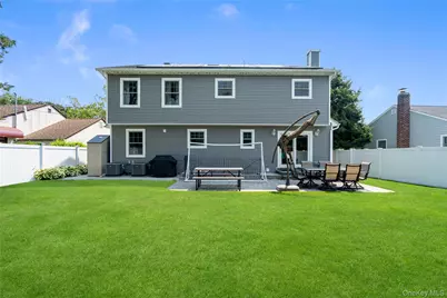 17 Woodwaye Road, Plainview, NY 11803 - Photo 39