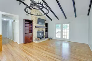 9 Charlotte Dr, Spring Valley, NY 10977 - Photo 13
