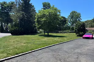 71 Willits Rd, Glen Cove, NY 11542 - Photo 27