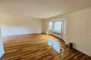 71 Willits Rd, Glen Cove, NY 11542 - Photo 3