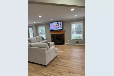 38 Hallock Avenue, Smithtown, NY 11787 - Photo 9