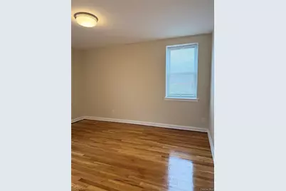 32 Cathedral Avenue #6B, Hempstead, NY 11550 - Photo 5