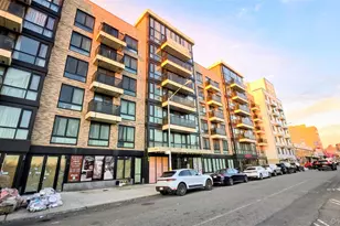 131-11 Fowler Ave, Flushing, NY 11355 - Photo 33