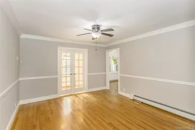 104 Sheridan Avenue, Williston Park, NY 11596 - Photo 5