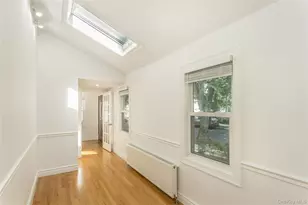 104 Sheridan Ave, Williston Park, NY 11596 - Photo 9