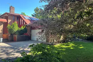 1-11 147th St, Whitestone, NY 11357 - Photo 5