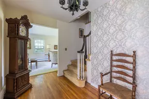9 Lois Ln, Katonah, NY 10536 - Photo 5