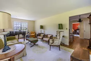9 Lois Ln, Katonah, NY 10536 - Photo 7