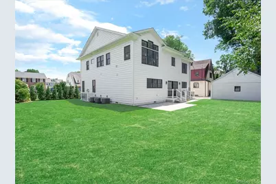 8 Brixton Road, Garden City, NY 11530 - Photo 47