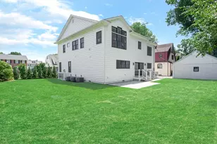 8 Brixton Rd, Garden City, NY 11530 - Photo 47