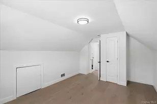25 Lois Ln, Farmingdale, NY 11735 - Photo 9