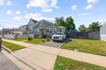 81 Allers Boulevard, Roosevelt, NY 11575 - Photo 19