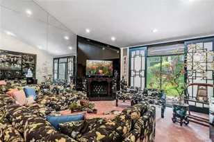 244 Estates Terrace S, Manhasset, NY 11030 - Photo 3