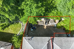 69-15 Little Neck Pkwy, Glen Oaks, NY 11004 - Photo 3
