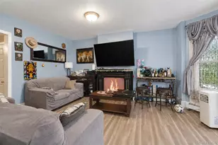 216 Dubois St, Newburgh, NY 12550 - Photo 3