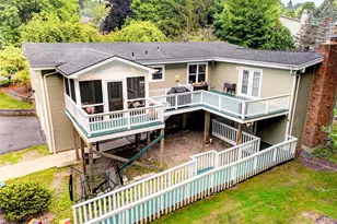 105 Robinhood Ln, West Nyack, NY 10994 - Photo 3