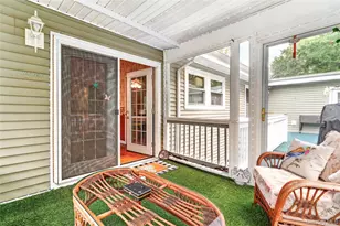 105 Robinhood Ln, West Nyack, NY 10994 - Photo 33