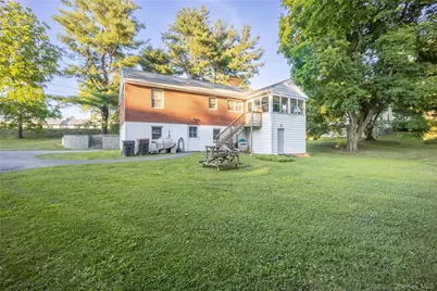 1561-1565 Route 376, Wappingers Falls, NY 12590 - Photo 17