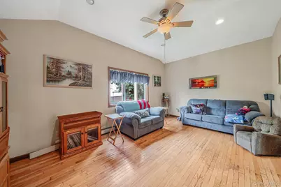 1231 10th Street, West Babylon, NY 11704 - Photo 5