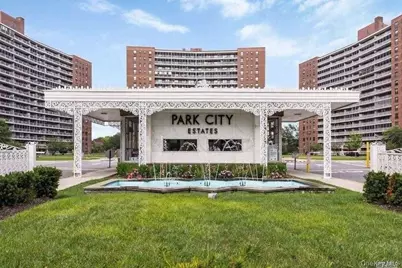 61-45 98th Street #8G, Rego Park, NY 11374 - Photo 1