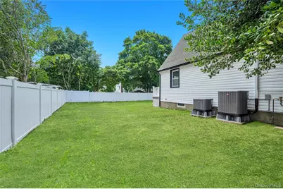 4 Ruby Lane, Huntington Station, NY 11746 - Photo 41