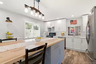 18 Executive Dr, Hauppauge, NY 11788 - Photo 15