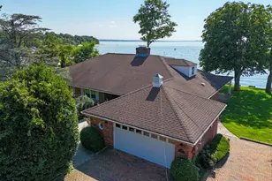 32 Westland Dr, Glen Cove, NY 11542 - Photo 9