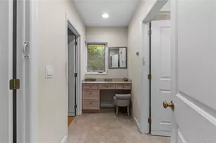 32 Westland Dr, Glen Cove, NY 11542 - Photo 29