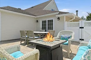 45 Cottonwood Ln, Westbury, NY 11590 - Photo 31