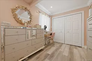 45 Cottonwood Ln, Westbury, NY 11590 - Photo 21
